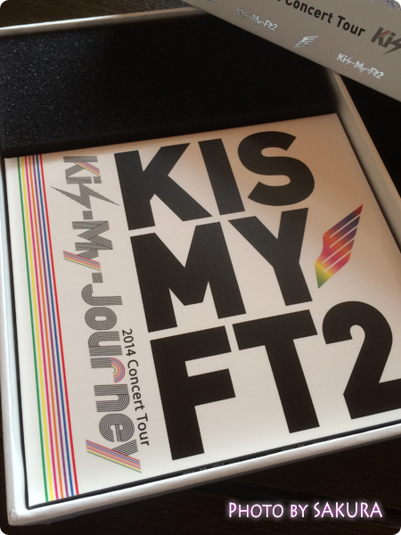 Kis-My-Ft2「2014ConcertTour Kis-My-Journey(初回生産限定盤)」蓋をあけたところ