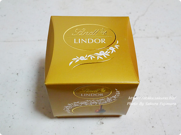 リンツ（Lindt）チョコレート（リンドール・アソートキューブ6P）　ボックス全体